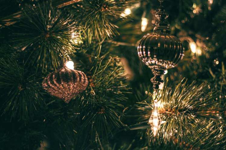 Unlit Artificial Christmas Trees: The Perfect Addition to Your Family’s Christmas Decor